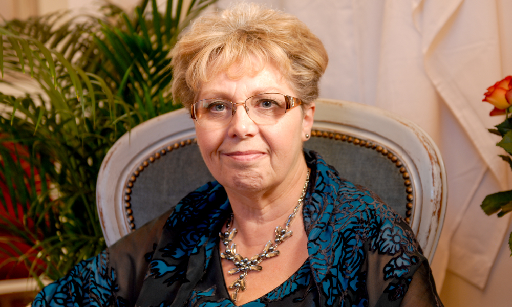 Carol S Cancer Hair Loss Story By March The Mousy Cancer Hair Care
